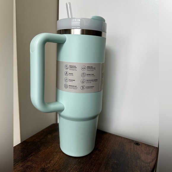 Stanley 30oz MINT tumbler - Picture 4 of 7